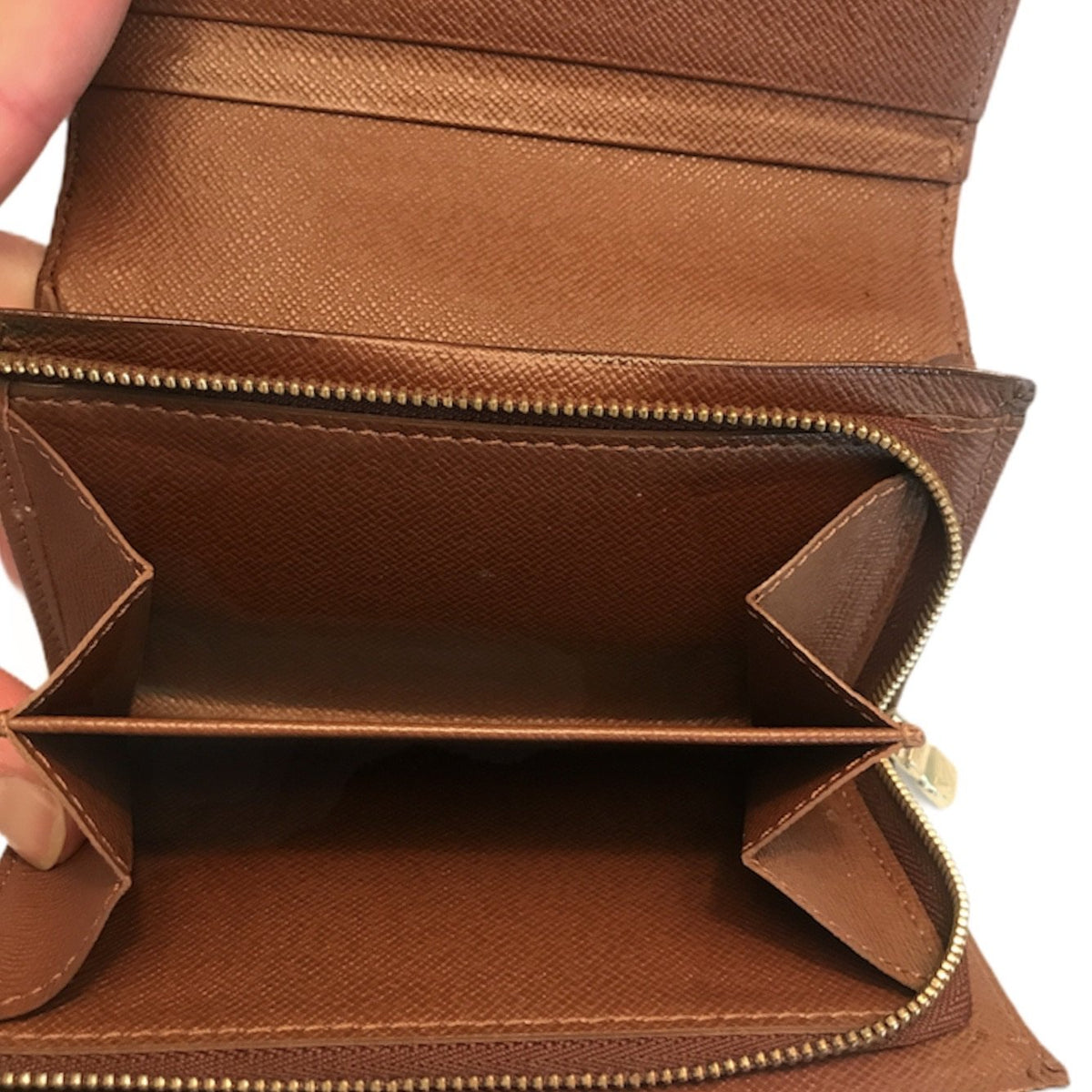 Louis Vuitton Unisex Leather Folding Wallet Logo Folding Wallets