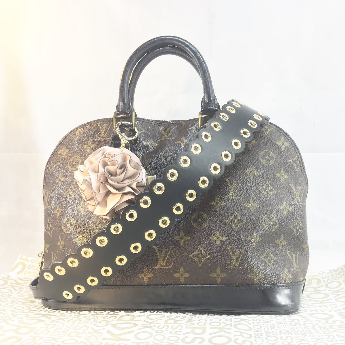 Louis Vuitton, Bags, Louis Vuitton Pm Alma Bag With Louis Vuitton  Keychain