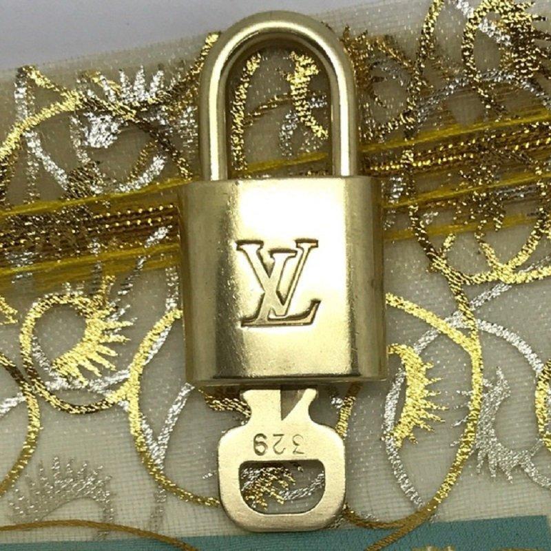 LOUIS VUITTON AUTH BRASS LOCK KEY PADLOCK- POLISHED! Fits all bags
