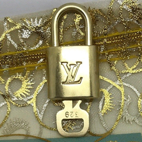 LV lock & key (Authentic LV padlock), Women's Fashion, Bags