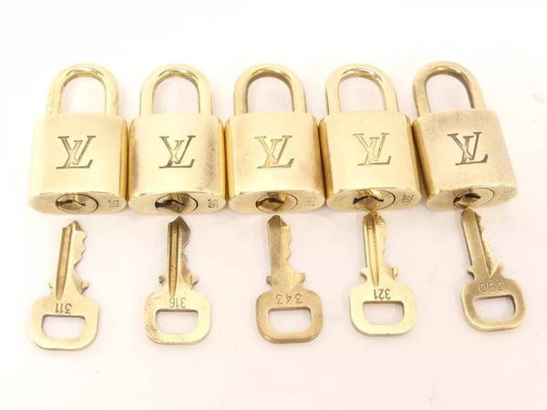 Louis Vuitton, Accessories, Authentic Louis Vuitton Lock Key Set 38