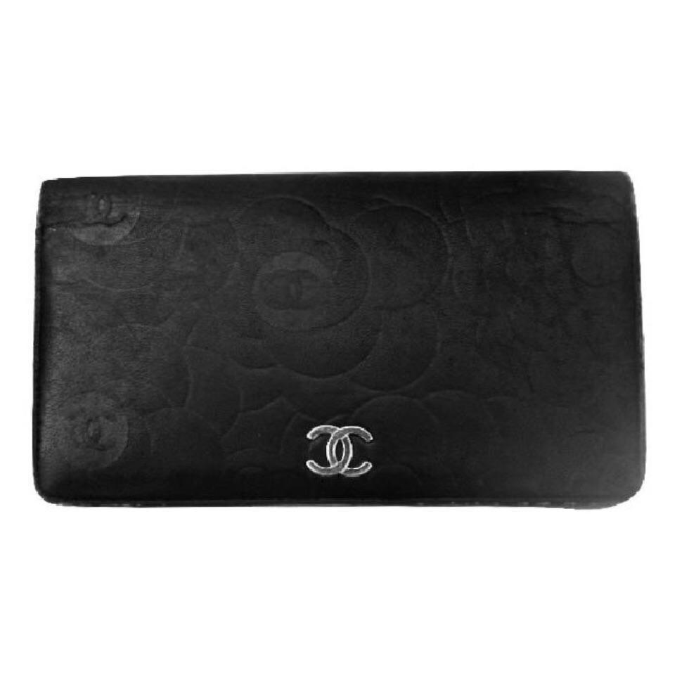 Authentic Chanel Purse Long Wallet Clutch butterfly Camellia Red Chic  Piece!!🌸