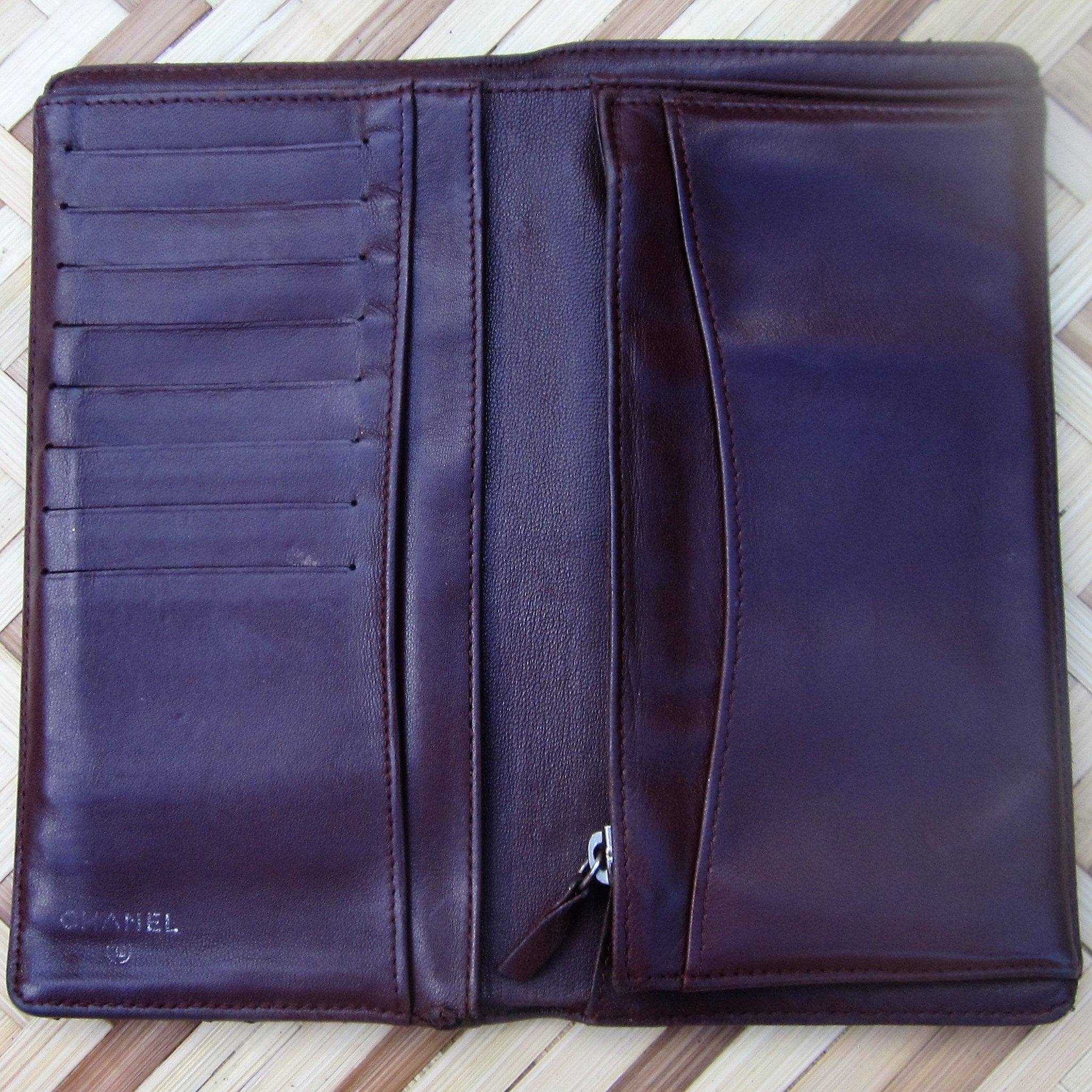 Chanel lambskin quilted flap wallet – Shop Canela Vintage