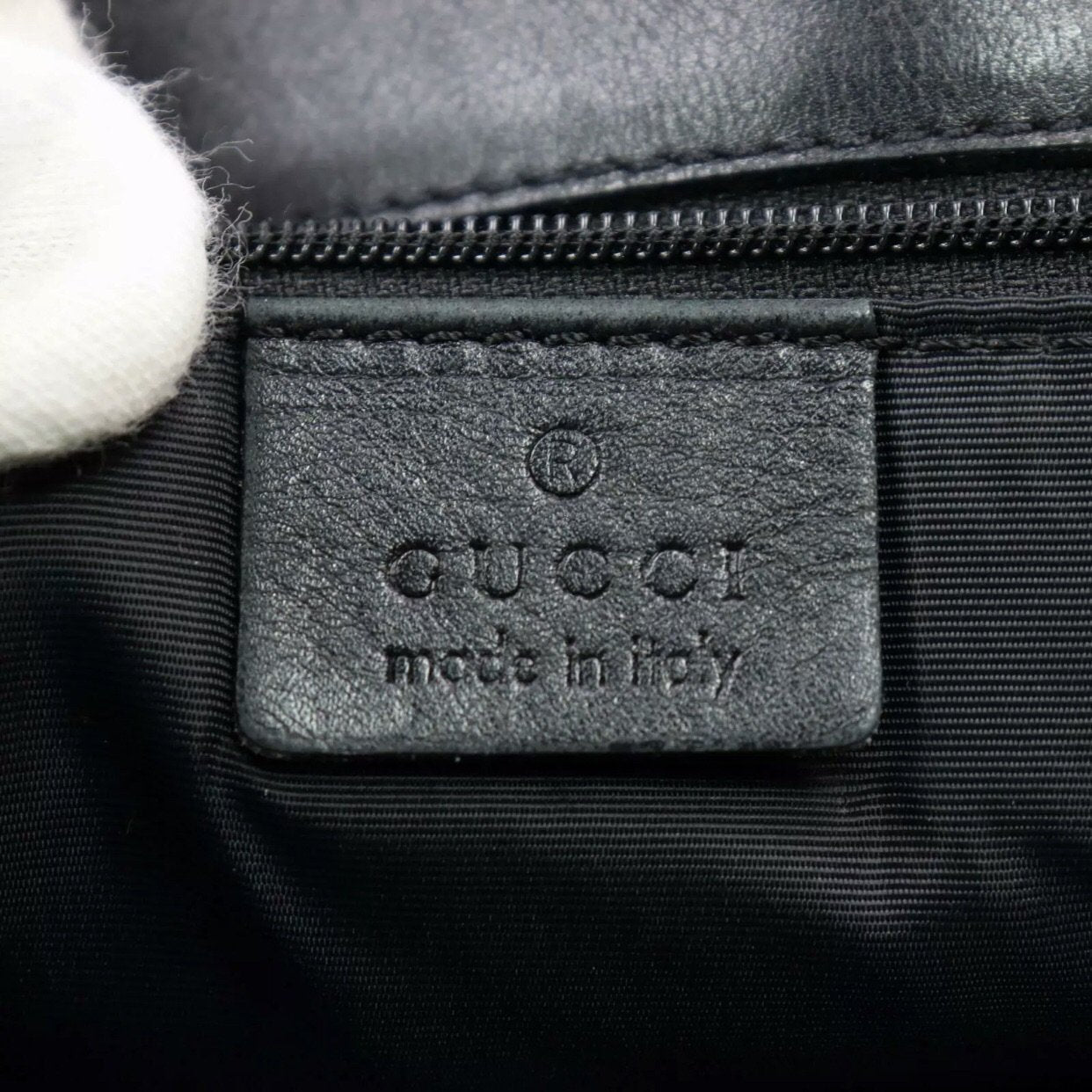 Gucci GG Logo Hobo Bucket Shoulder Bag – Just Gorgeous Studio