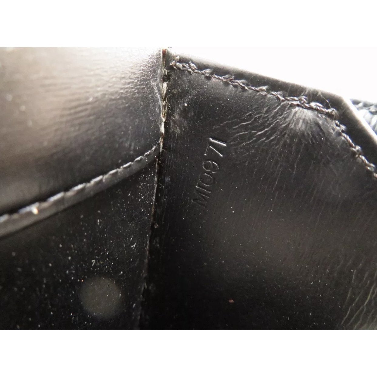 LOUIS VUITTON Authentic Women's Epi Noir Sacado Black Shoulder Bag Leather
