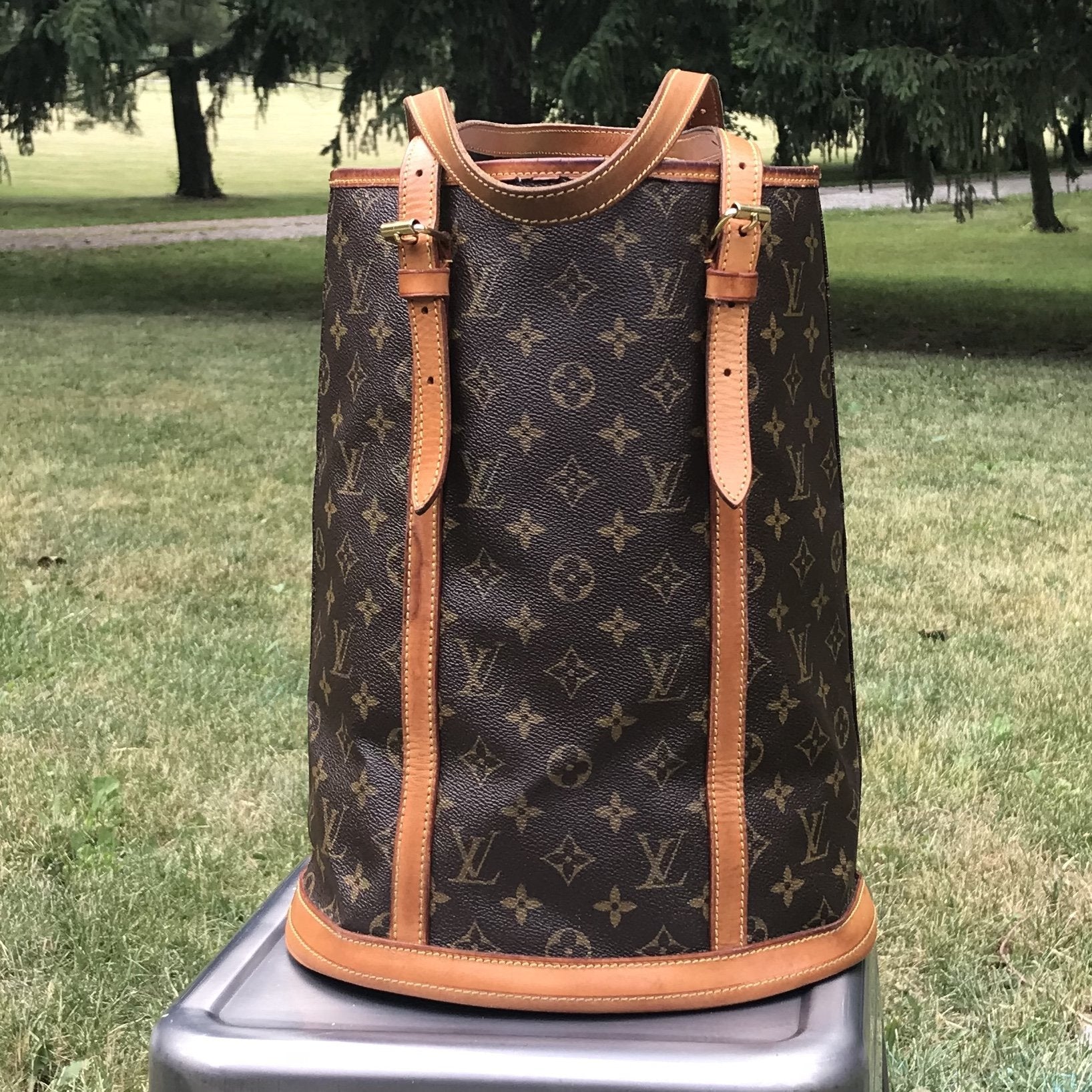 Louis Vuitton Monogram Bucket GM - Brown Bucket Bags, Handbags - LOU751340