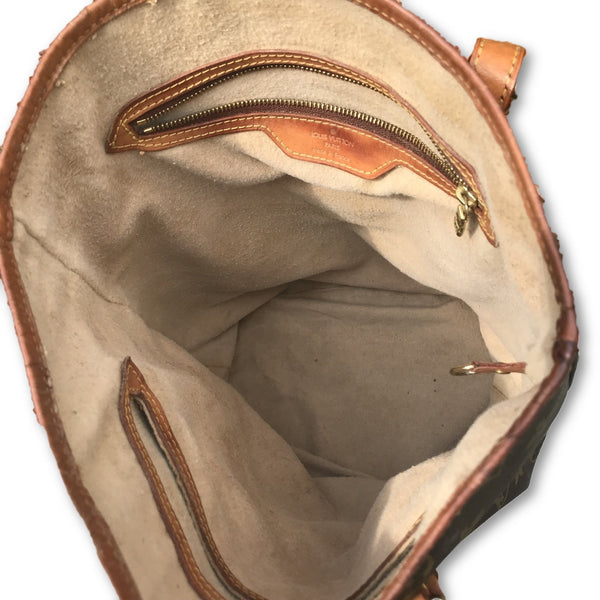 Louis Vuitton Monogram Bucket GM - Brown Bucket Bags, Handbags - LOU751340