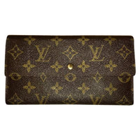 2000 authentic Louis Vuitton international wallet