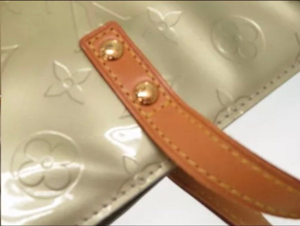White Louis Vuitton Monogram Vernis Reade PM Handbag – Designer