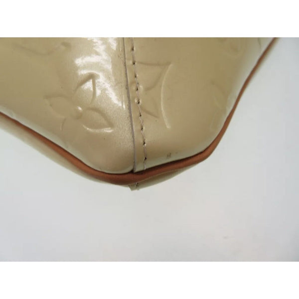 Louis Vuitton Thompson Street Beige Patent leather ref.494785 - Joli Closet