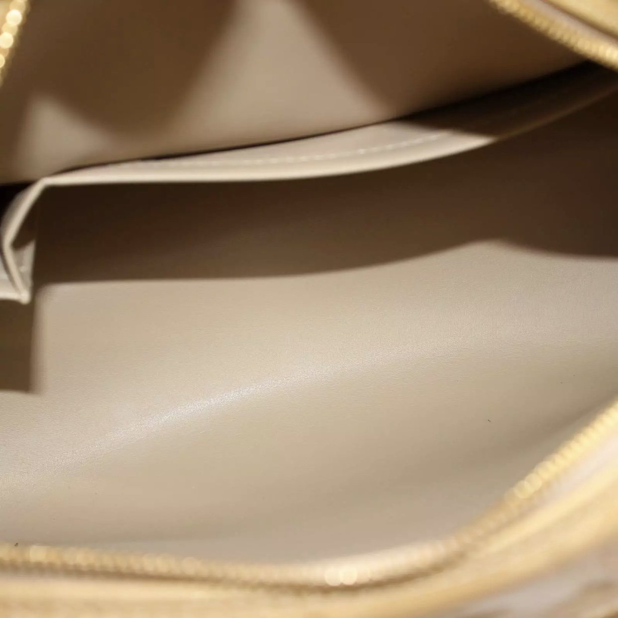 Louis Vuitton Monogram Vernis Tompkins Square - Brown Handle Bags, Handbags  - LOU803389