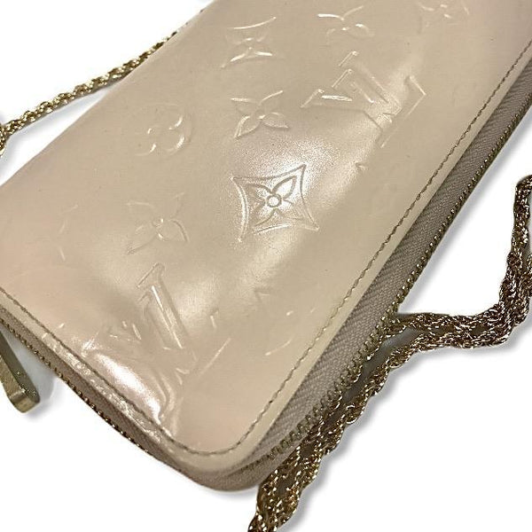 Louis Vuitton Gold-Beige Monogram Vernis Long Zippy Wallet Zip Around White  gold ref.328597 - Joli Closet